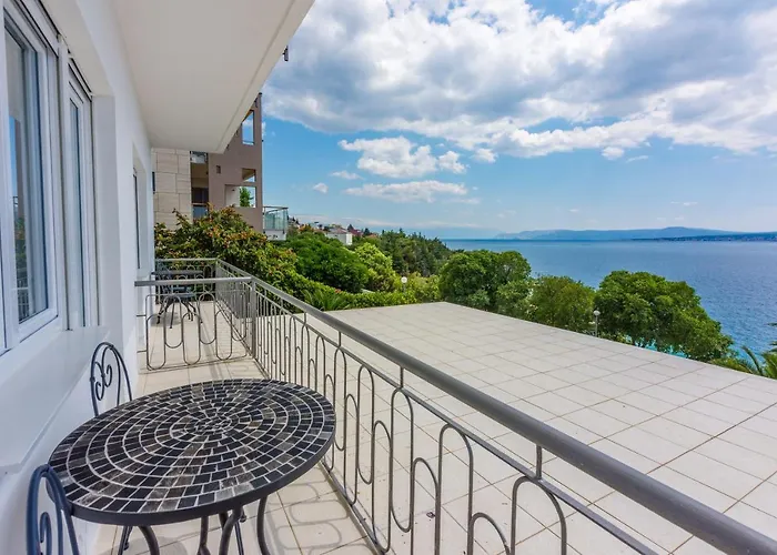 Lory Appartement Dramalj